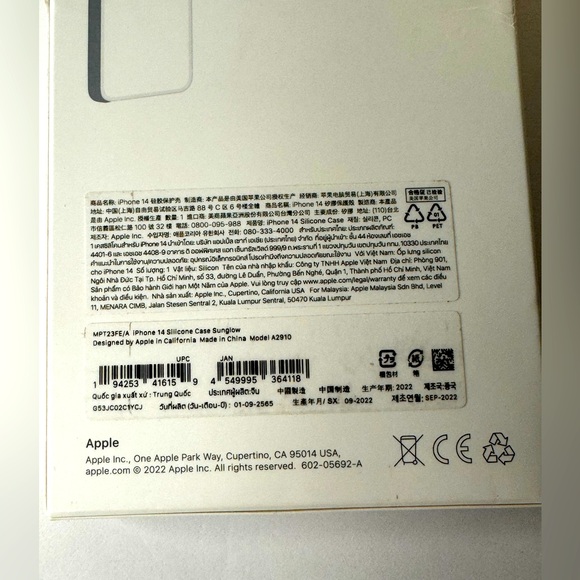 NWT Original Apple IPhone 14 Silicone Case Cover MagSafe Sunglow - Picture 11 of 11